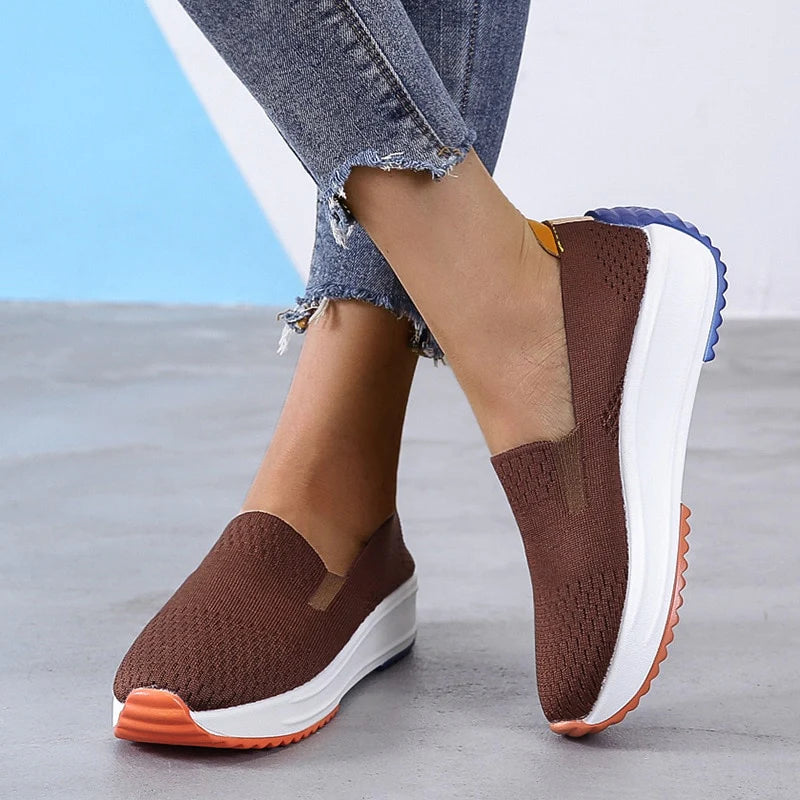 OthoComfort™ | Weit geschnittene Slipper-Schuhe